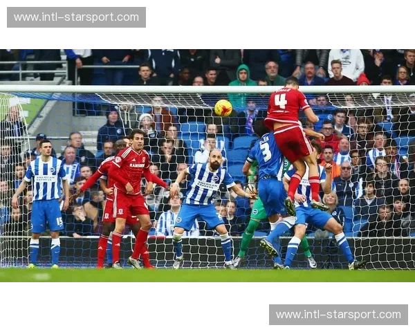 锡周三VS时代：在百年希尔斯堡，听见“猫头鹰”的灵魂长鸣